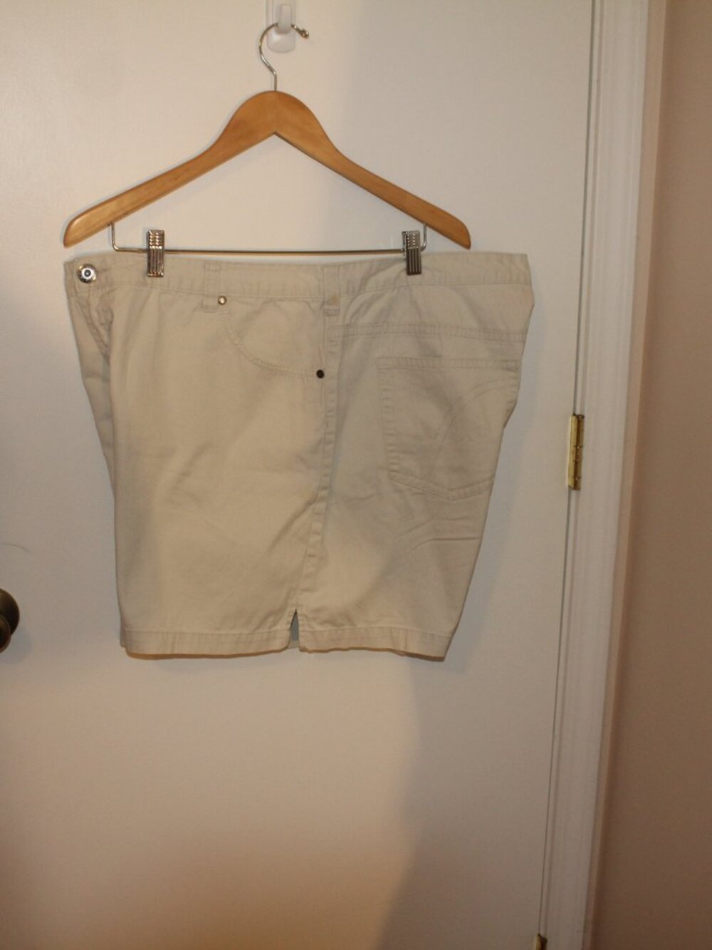 Plus SIze Faded Glory Size 24W Shorts